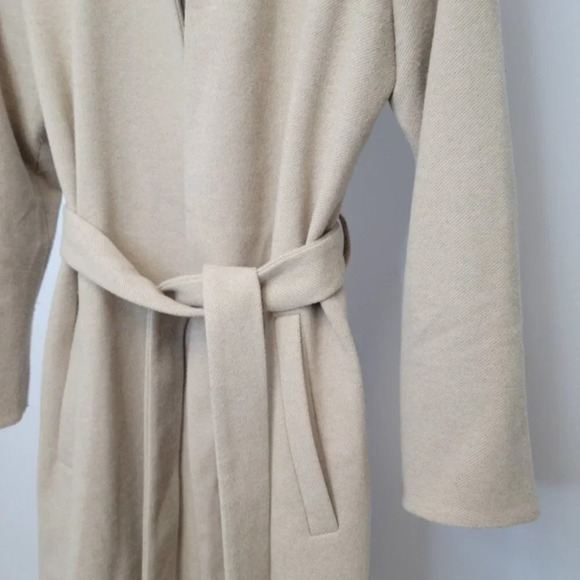 Decjuba Australia Long Tie Waist Jacket - Picture 2 of 9